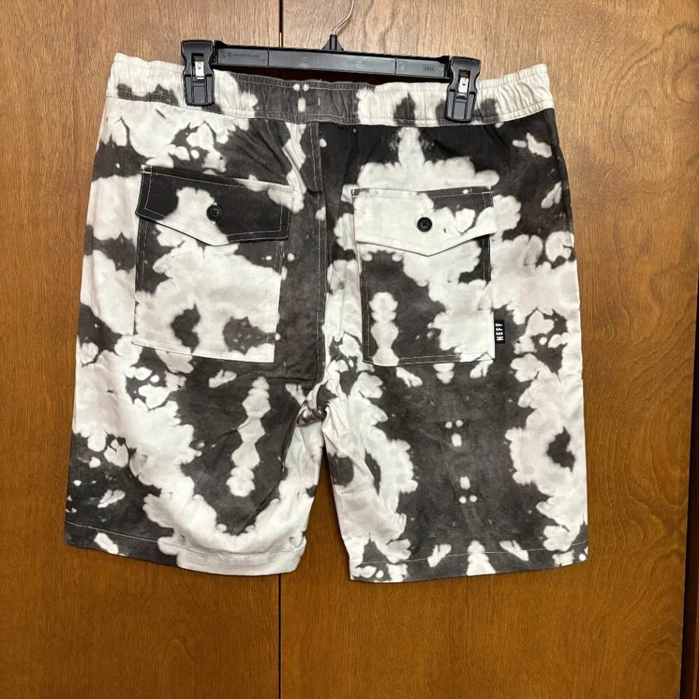 Lot (3)  NWT  Neff Logo Drawstring Everyday Twill Shorts   Size: Large
